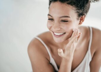 Cover_Photo_100_PURE_This_Is_How_Much_Retinol_You_Should_Be_Using_and_What_Happens_If_You_Overdo_It_1.webp
