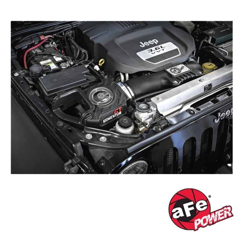 Jeep engine with a 3.6L V6 engine, showcasing automotive performance and engineering.