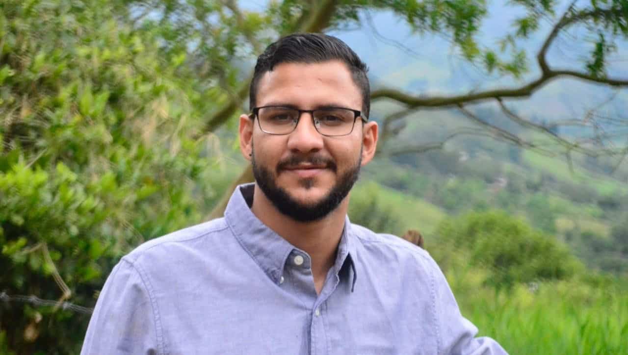 NO FUE POR LA MAYORÍA, PERO EL GRAN GANADOR FUE EL GOBIERNO………….