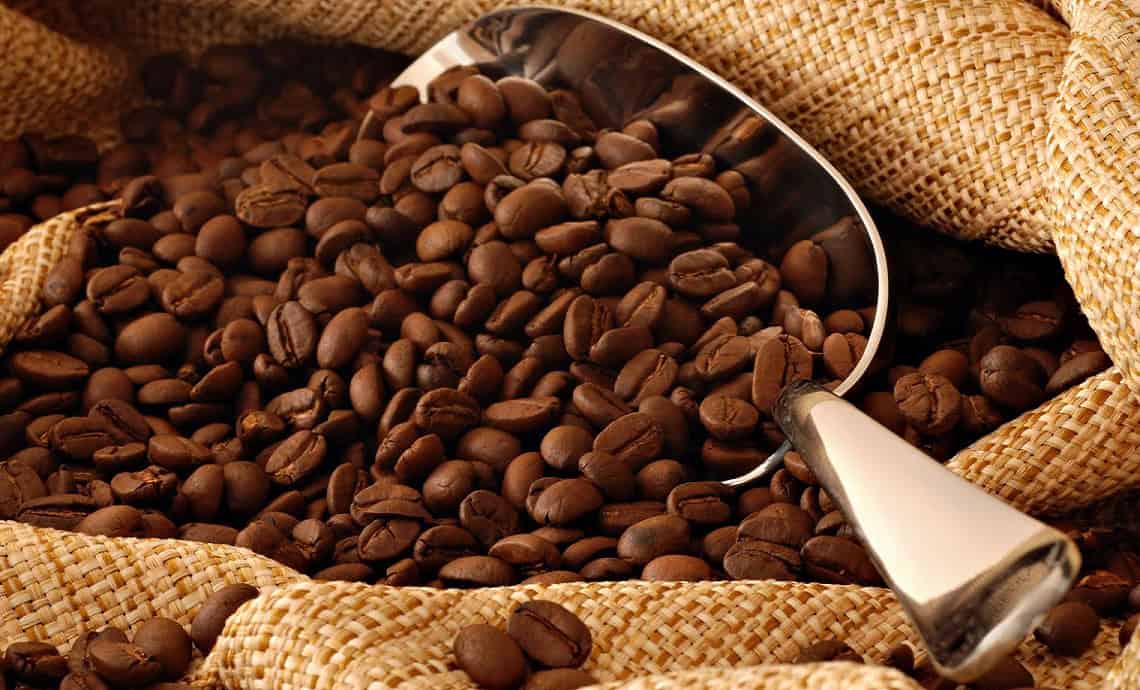 Preparación artesanal de café en El Retiro