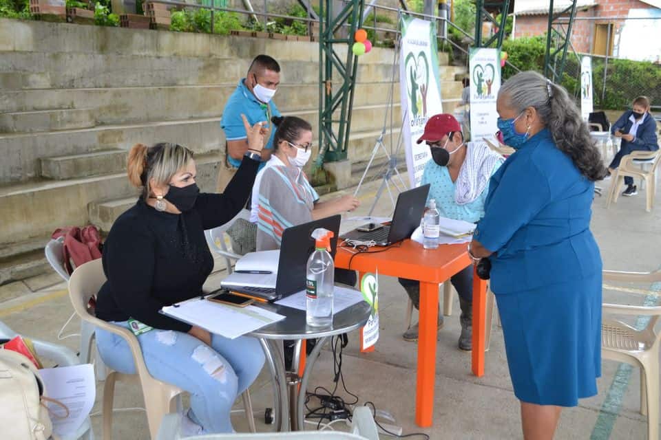 Primera oferta de servicios en La Honda, corregimiento de Liborina