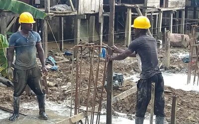 En Murindó se construyen puentes palafíticos