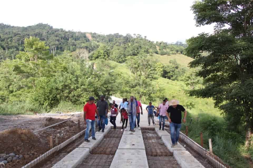 Diálogos comunitarios en Turbo