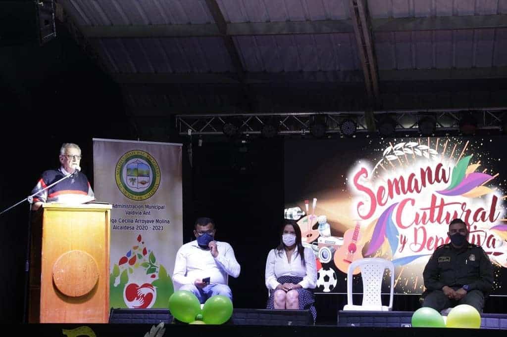 En Valdivia se celebró la trigésimo tercera Semana Cultural y deportiva