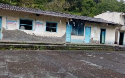 Cocorná reabre sede educativa rural