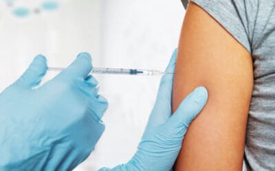 Guatapé intensifica vacunación en niños y adolescentes