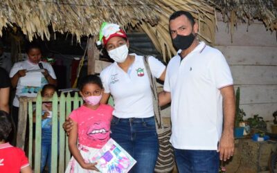 La alcaldía de San Pedro de Urabá regala sonrisas a los niños