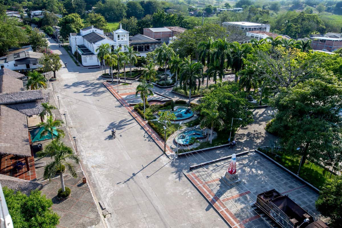 Puerto Triunfo convoca a los habitantes a un convite para reparar algunas vías