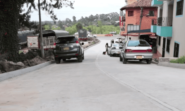 Marinilla realiza obras de mejoramiento vial