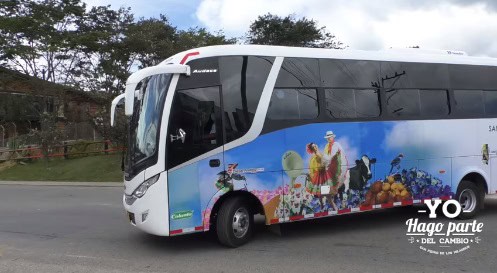 Primer bus municipal en San Pedro de Los Milagros, Antioquia