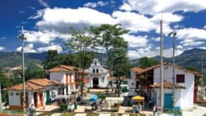 Poema: Pueblito Paisa