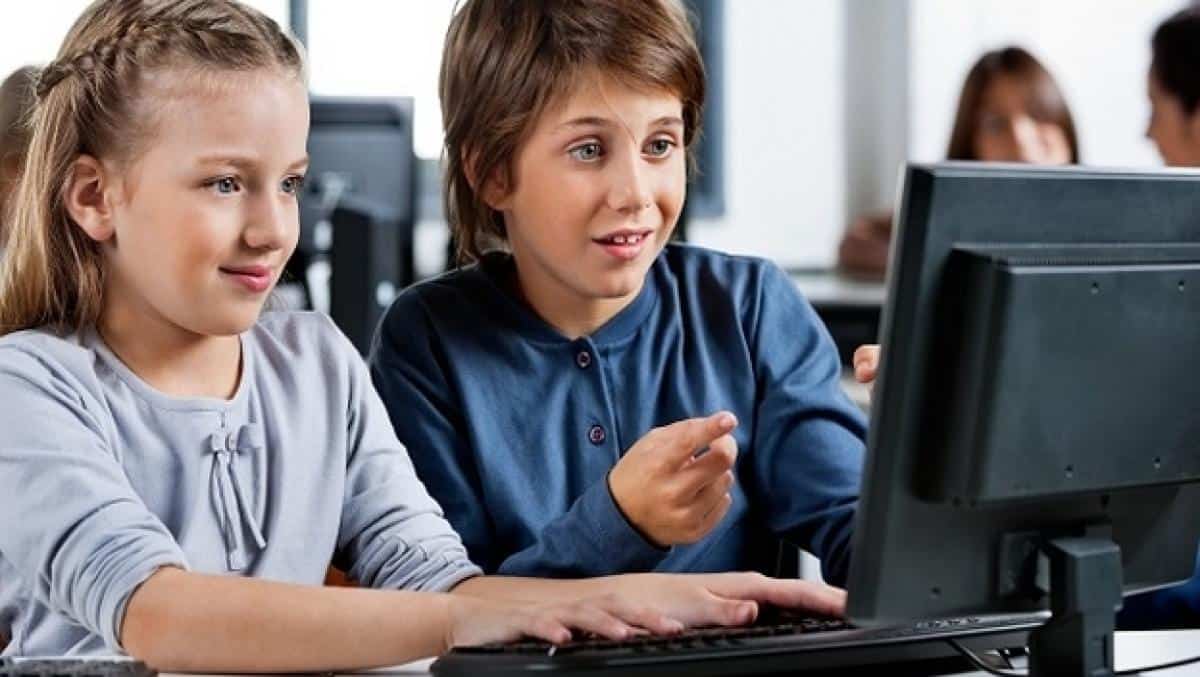 Cuatro colegios de El Retiro son beneficiados con una conexión gratuita