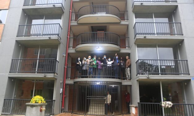 80 familias cejeñas recibieron su vivienda propia