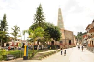 Inscríbete en los programas de Toledo, Antioquia
