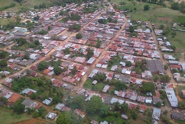 Los Caparros amenazaron a un Secretario de Gobierno en Antioquia.