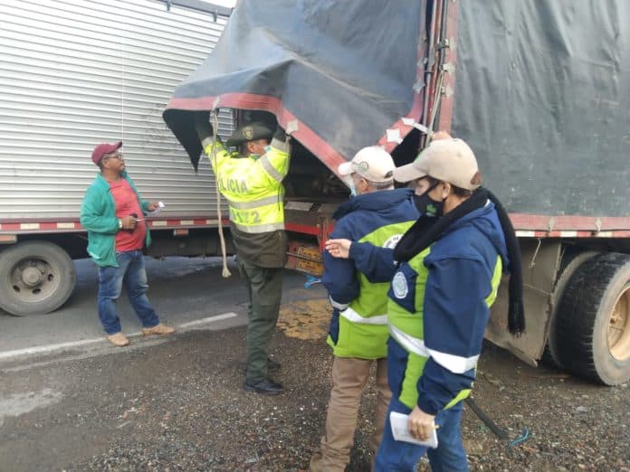 ¡Atención! En las vías de El Santuario están realizando control del tráfico de flora y fauna
