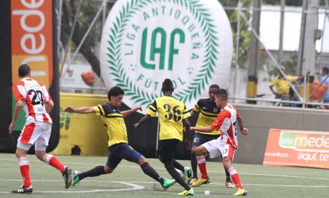Vive el Torneo Intermunicipal de Fútbol FIFA con nosotros