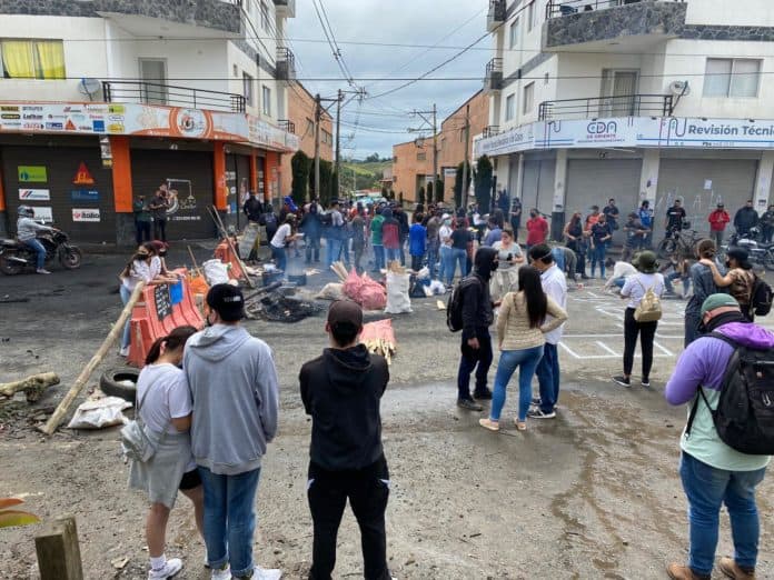 Se pronunciaron nuevamente los manifestantes de El Carmen
