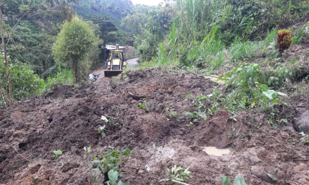Tres fallecidos por avenida torrencial en Antioquia