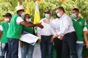 Vegachí firmó convenio para mejoramiento de vivienda rural