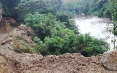 Ciudadanos de San Vicente denuncian el deterioro de la vía