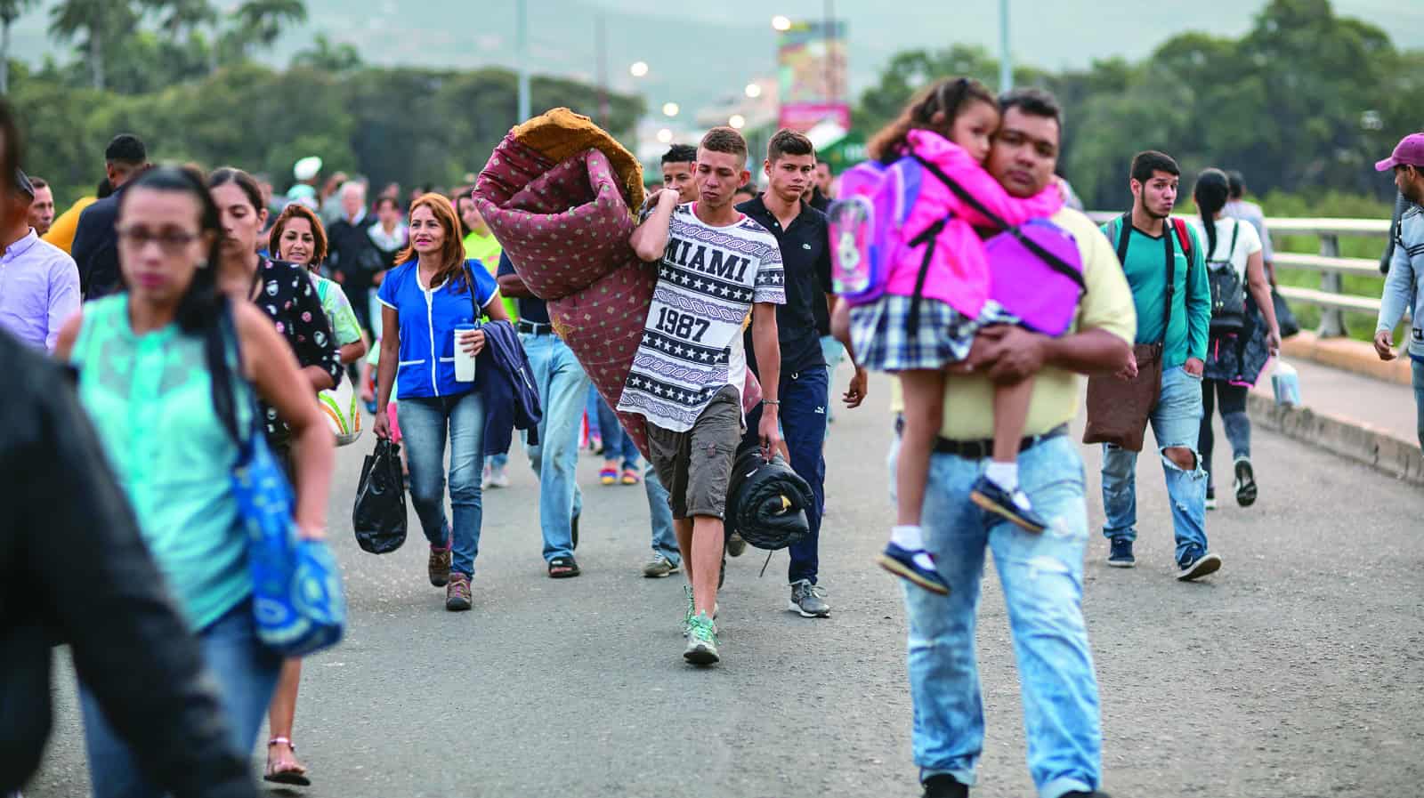 Apertura fronteriza con Venezuela será gradual y ordenada