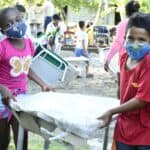 En Puerto Nare se entrega una dotación histórica para una escuela rural