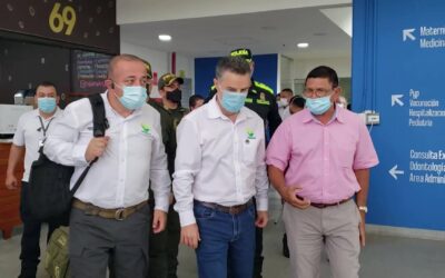 Gobernador presentó al nuevo gerente del Hospital César Uribe Piedrahíta