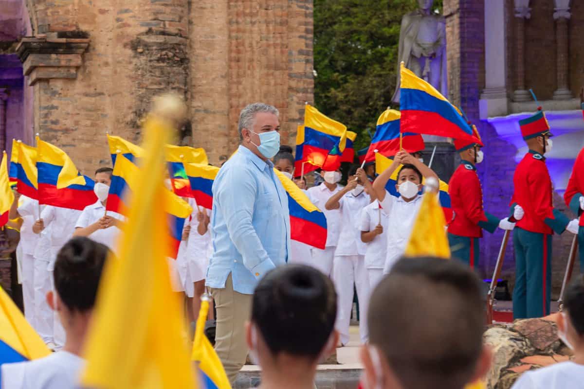 Bicentenario de la Constitución debe ser la oportunidad para seguir construyendo