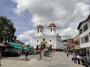 San Vicente se alista para las Fiestas de la Colina