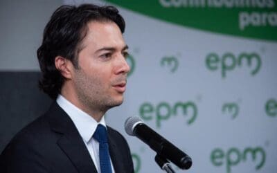 El alcalde de Medellín insistirá ante la CREG en congelar las tarifas de los servicios públicos
