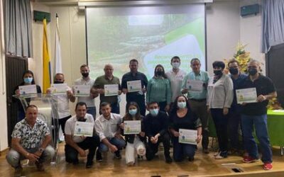 Entregan reconocimiento a 14 empresas transformadoras y comercializadoras de madera