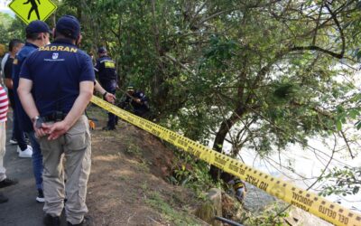 Continúa la búsqueda de las cuatro personas que cayeron al río Cauca el pasado miércoles