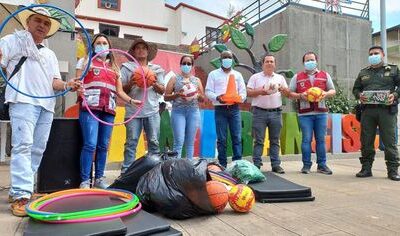 En San Francisco, las víctimas del conflicto recibieron dotación deportiva