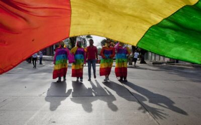El alcalde de Medellín pidió a las autoridades acciones contundentes para proteger a la población LGBTIQ+