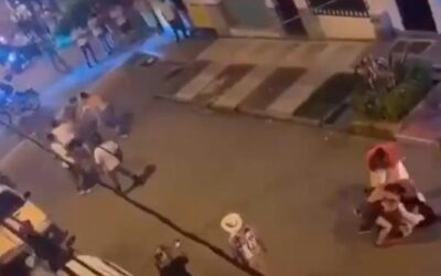 Las riñas masivas en Barbosa dejan seis policías y tres ciudadanos heridos