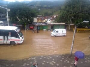 Ola invernal deja estragos en el municipio de Caldas