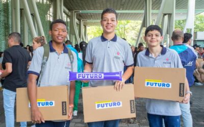 Con Matrícula Cero y la entrega de 41.500 Computadores Futuro avanza la transformación educativa en Medellín