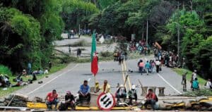 Piden al Ministro de Defensa intervenir el bloqueo de vías en el Bajo Cauca