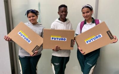 Todos los estudiantes de educación básica y media beneficiados con Computadores Futuro conservarán su equipo