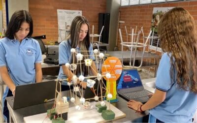 Con Computadores Futuro, estudiantes de grado once accederán a cursos gratis sobre la Cuarta Revolución Industrial