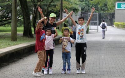 El INDER Medellín reconoce la labor de sus 300 recreandos voluntarios, quienes llenan de alegría a 15.000 niños del Distrito