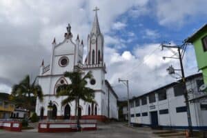 Alcalde de Nariño Antioquia recibe amenazas durante reunión de seguridad