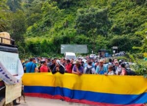 Protesta ciudadana bloquea ingreso de trabajadores a Hidroituango