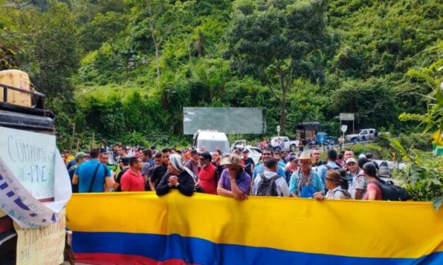 Protesta ciudadana bloquea ingreso de trabajadores a Hidroituango