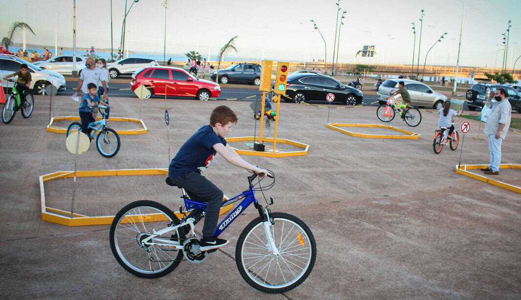 Vigía del Fuerte va ¡En BICI a la Escuela!
