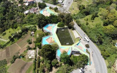 Más de 1.000 intervenciones en escenarios recreodeportivos realizó el INDER Medellín durante 2022