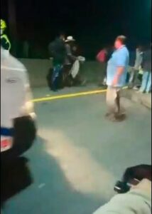 Accidente en la Autopista Medellín-Bogotá dejó a un hombre y a un bebé muertos