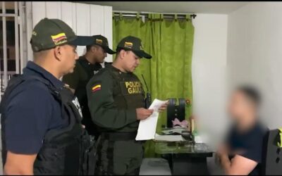 Grupos especiales de la policía capturaron a cuatro extorsionistas durante operativos encubiertos en Medellín