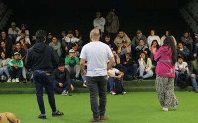 Cerca de 300 barristas jóvenes inician formación en liderazgos positivos para la Cultura del Fútbol en Medellín